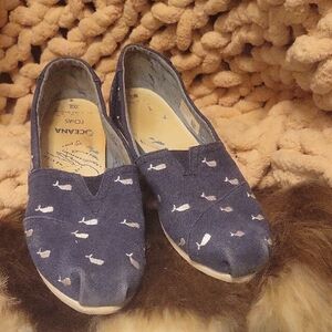 TOMS Navy Blue Slip-On Shoes with Whale Print